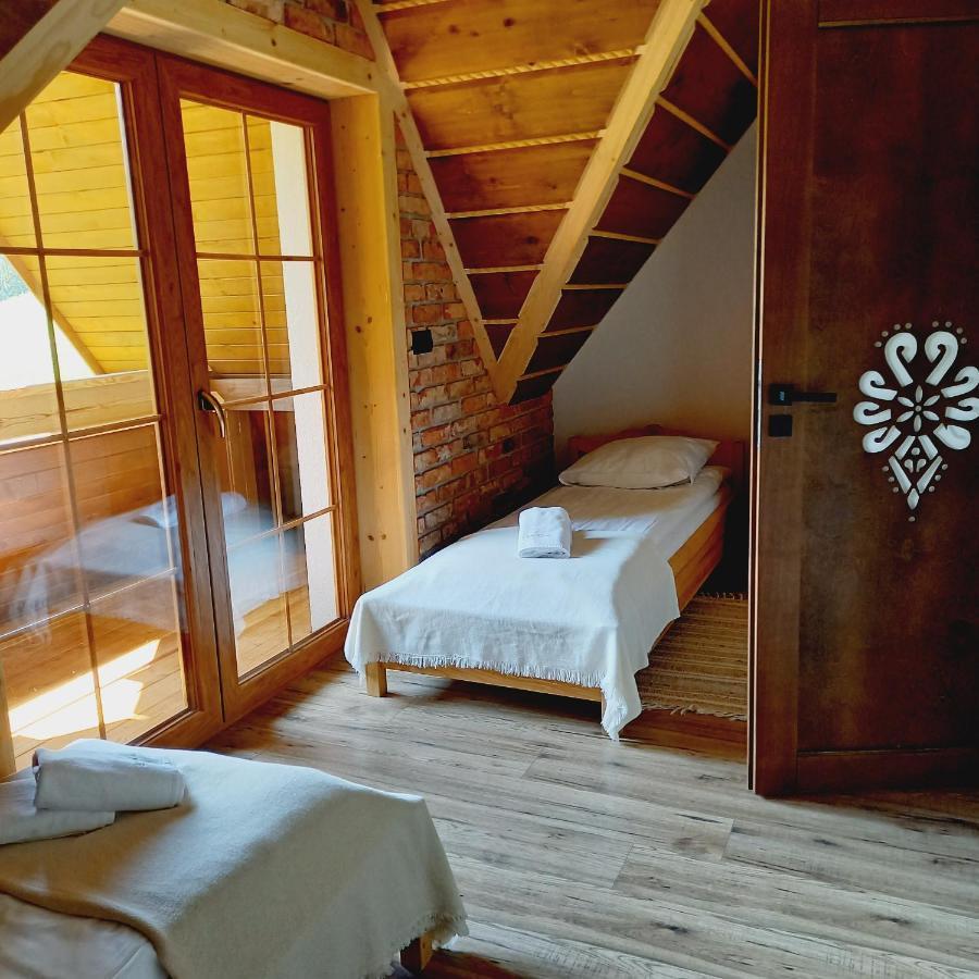 Гостевой дом Babcia Goralka House Буковина-Татшаньска Экстерьер фото